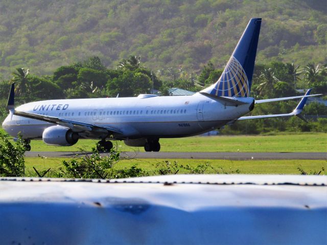 Boeing 737-900 (N61886)