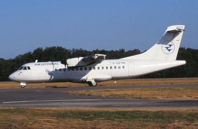 Aerospatiale ATR-42-300 (F-GFYN)