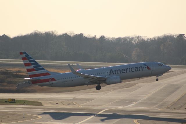 Boeing 737-800 (N946NN) - March 3, 2022