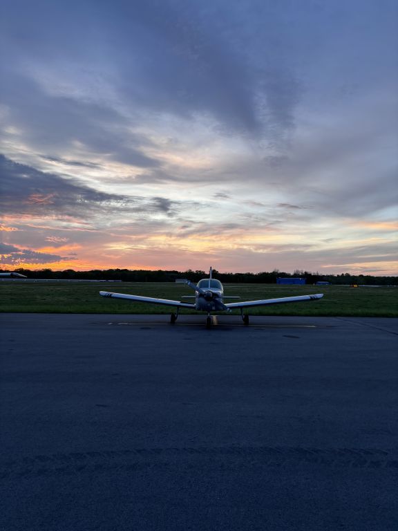 Piper Cherokee (N6376J) - Sunset at KPOU