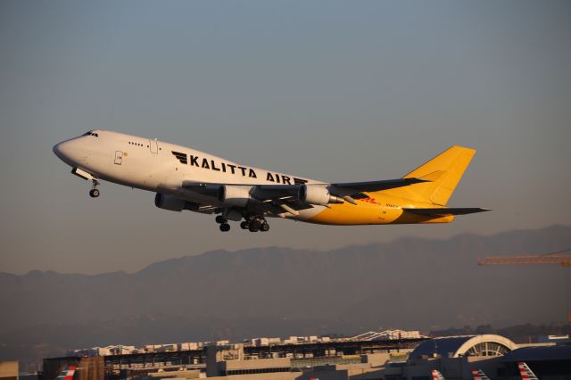 Boeing 747-400 (N743CK)