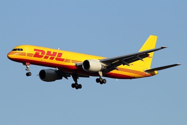Boeing 757-200 (D-ALEO) - 14/11/2020:  Cargo flight from Leipzig (LEJ) landing on runway 21.  Duration was 03h32m.