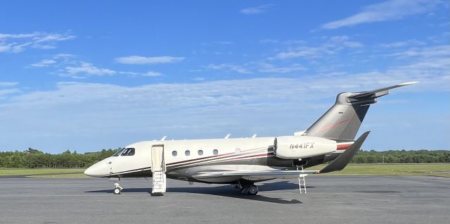 Embraer Legacy 450 (N441FX) - Stopped in for fuel and passenger