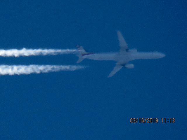 Airbus A321 (N523UW)