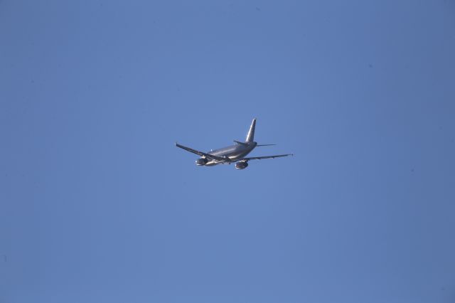 Airbus A320 (N412UA)