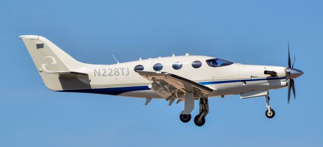 Epic Aircraft LT (N228TJ) - N228TJ Epic Aircraft E1000 s/n K023 - North Las Vegas Airport KVGTbr /Photo: TDelCorobr /April 19, 2024