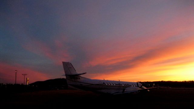 JETSTREAM Jetstream 41 (N423KA) - Sunrise Jan 31, 2014 at Lynchburg Regional Airport