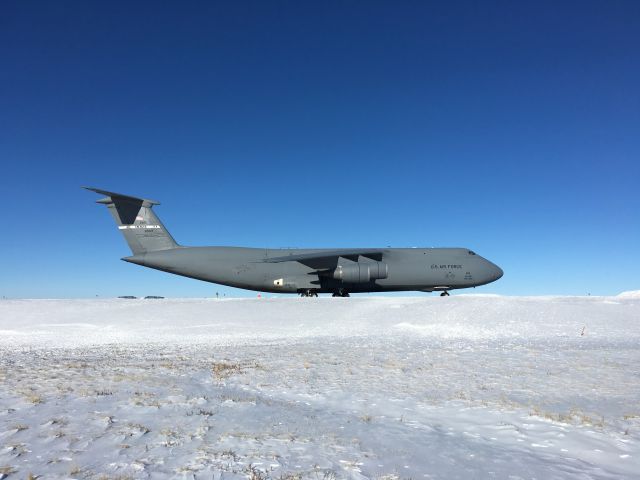 Lockheed C-5 Galaxy (86-0011)