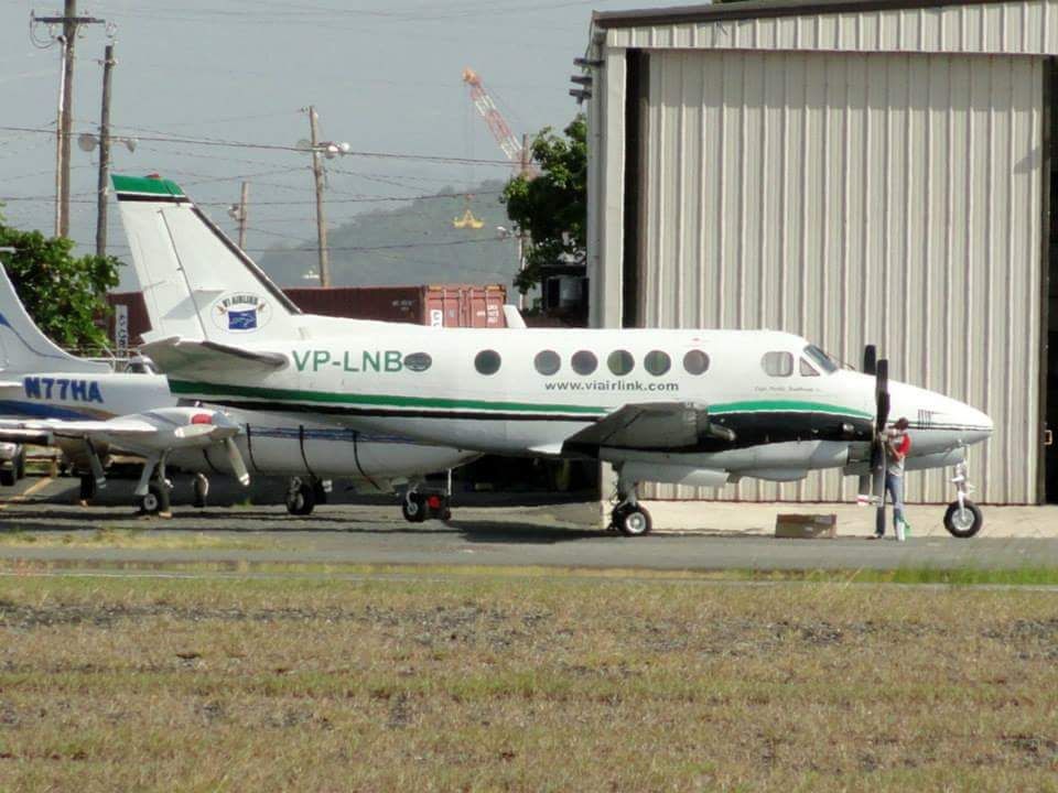 Beechcraft King Air 100 (VP-LNB)