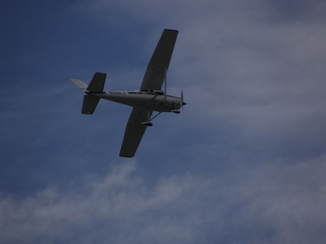 Cessna Skylane (N19AJ)