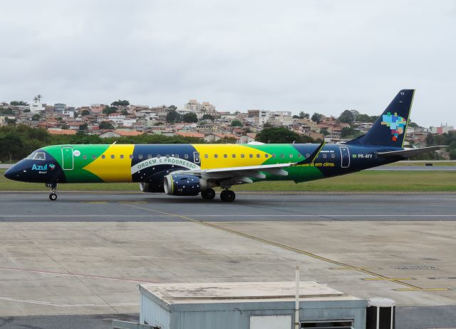 EMBRAER 195 (PR-AYV)