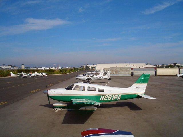 Piper Cherokee (N281PA)