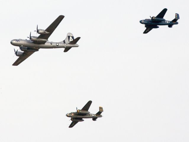 Boeing B-29 Superfortress (N529B) - Oshkosh 2013!