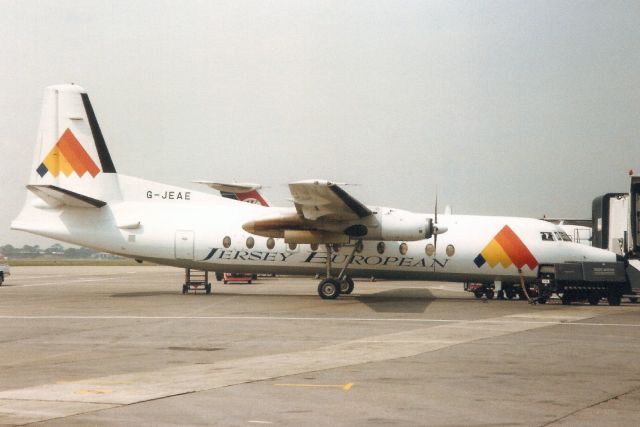 FAIRCHILD HILLER FH-227 (G-JEAE) - Seen here on 30-Jul-92.br /br /Transferred to Ireland 19-Jul-04 as EI-SMF then became 5Y-BTX for Knight Aviation.br /Withdrawn from use Mar-11 at HKNW.