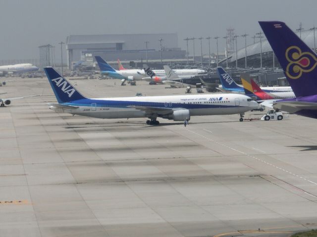 JA812J —