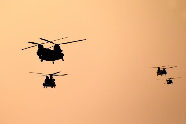 Boeing CH-47 Chinook — - Kawasaki CH47JA JASDF