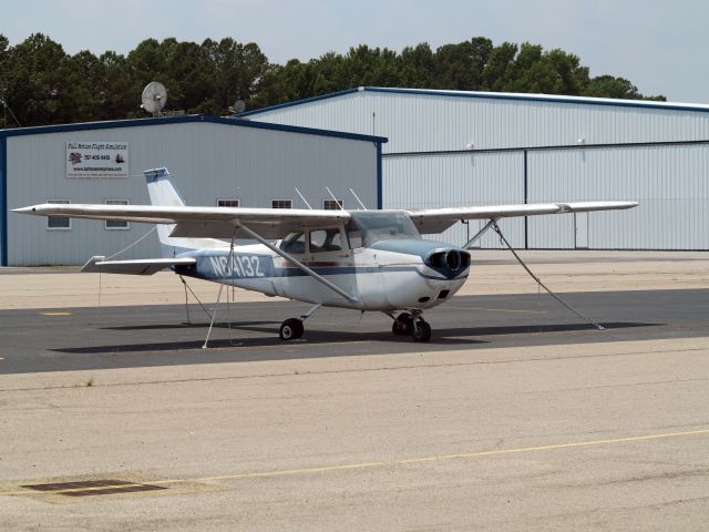 Cessna Skyhawk (N84132)