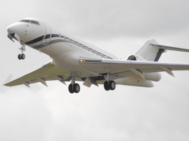 Bombardier Global 5000 (N724MF) - Global Express on climb out from TLH.