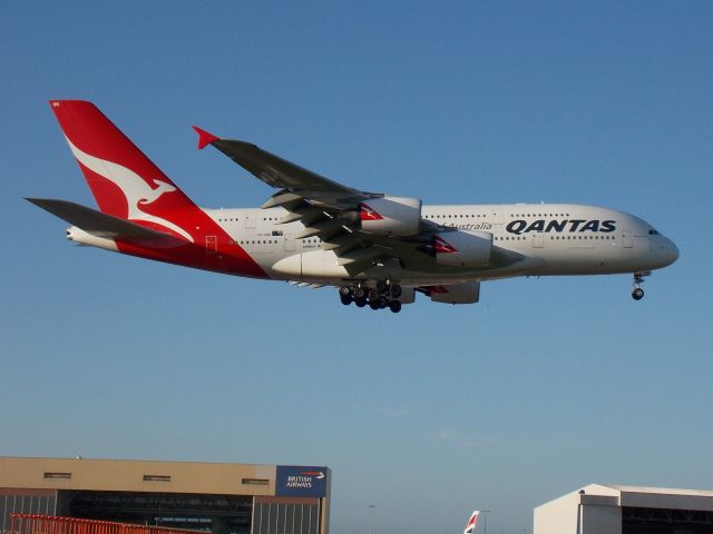 Airbus A380-800 (VH-OQH)