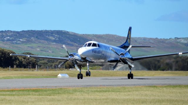 Fairchild Dornier SA-227DC Metro (VH-SEZ) - Rotate, RWY 32 Flinders Island, Sept 2016