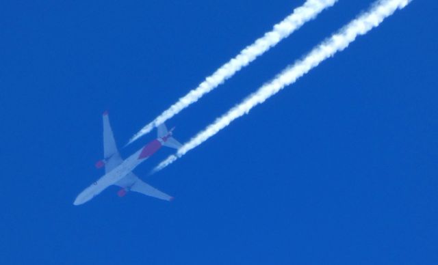 BOEING 767-300 (C-FMWQ) - Passing over eastern Pennsylvania at 7.4 miles is this 1995 Air Canada Rouge Boeing 767-333 in the Spring of 2019 enroute from Ft. Lauderdale to Montreal.