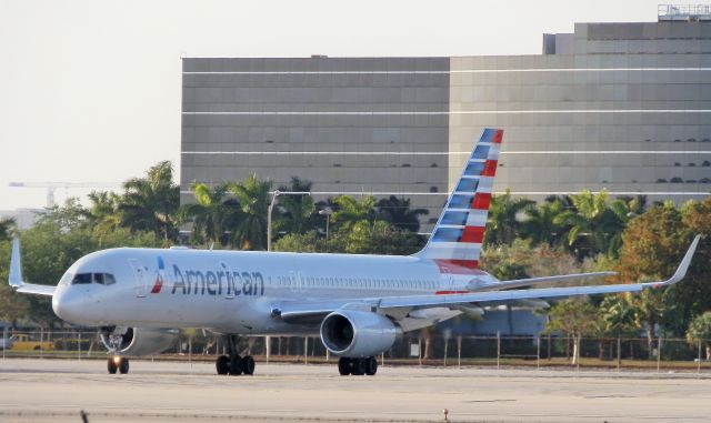 Boeing 757-200 (N173AN)