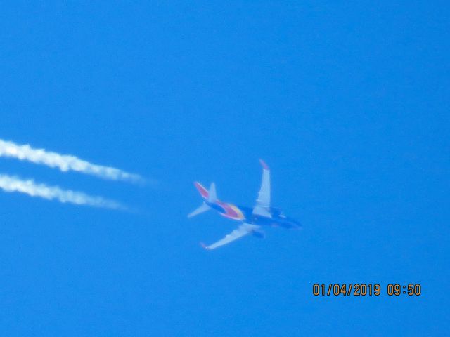 Boeing 737-700 (N7830A)