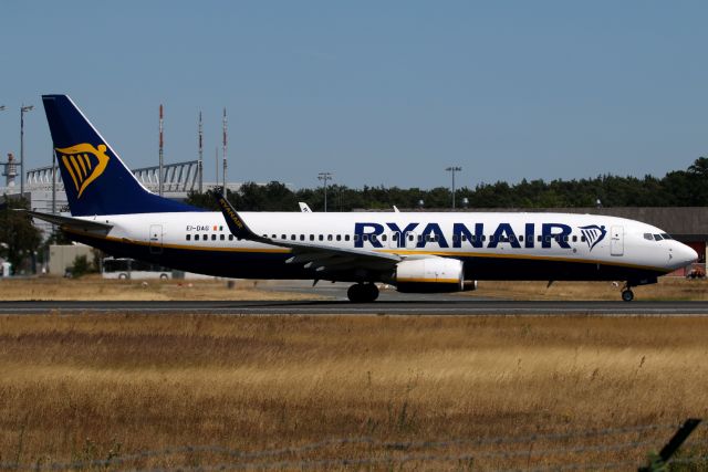 Boeing 737-800 (EI-DAG)