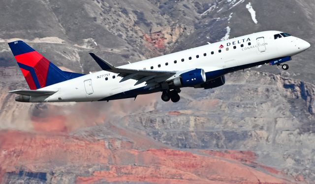 Embraer 175 (N277SY)