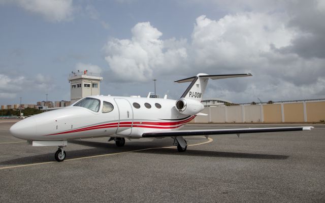 Cessna Citation Mustang (PJ-DOM)