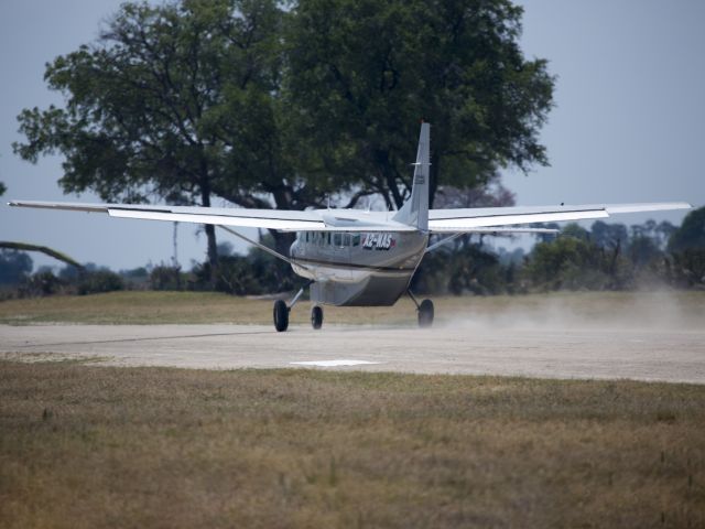 Cessna Caravan (A2-NAS) - At the Jao airstrip, Okavango Delta, Botswana. 21 NOV 2017