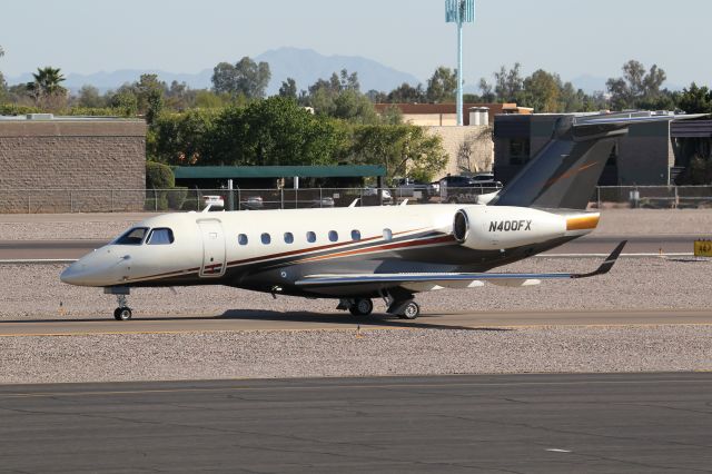 Embraer Legacy 550 (N400FX)