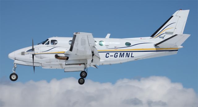 Beechcraft King Air 100 (C-GMNL) - Max Aviation  Flight Max180 landing at CSE4 Lachute, flotting over a cloud. Picture by me, with Canon 5D Mk II, EF 100-400mm f/4.5-5.6L IS USM