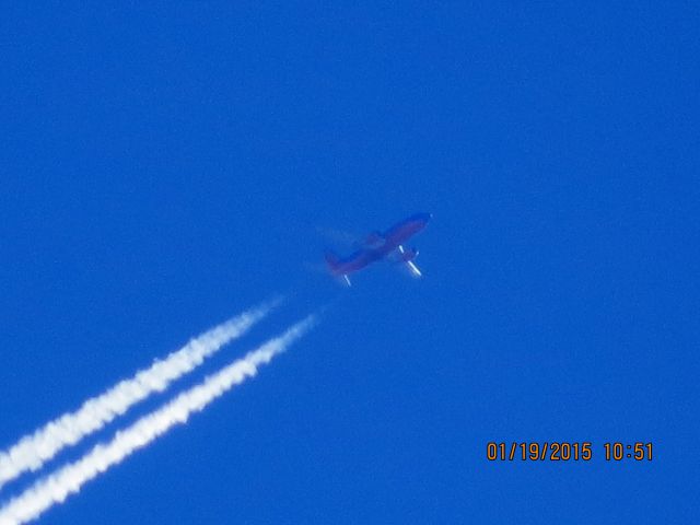 BOEING 737-300 (N622SW) - Southwest Airlines flight 2504 from STL to OKC over Southeastern Kansas at 34,000 feet.