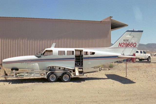 Cessna 402 (N2966Q) - Aug-04