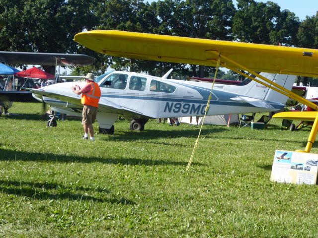 Beechcraft Baron (58) (N99MQ)