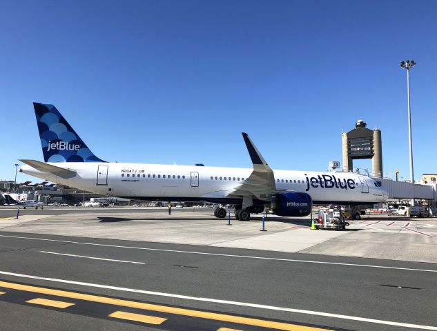 Airbus A321neo (N2047J) - E Pluribus Bluenum A321neo