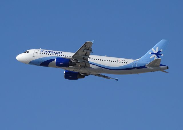 Airbus A320 (XA-FOG)