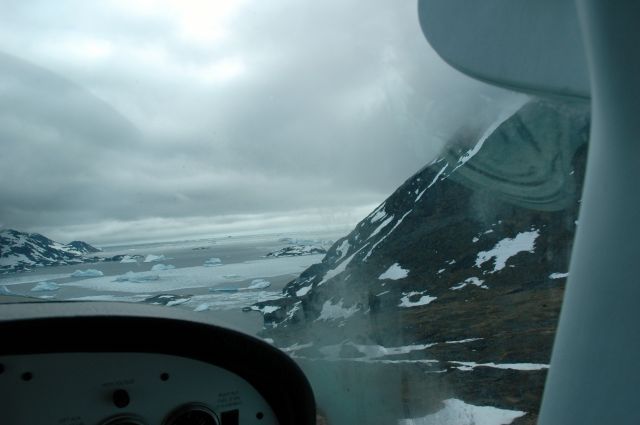 Cessna Skylane (N52886) - Departing Kulusuk, Greenland