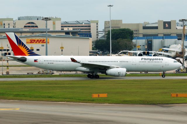 Airbus A330-300 (RP-C8780)