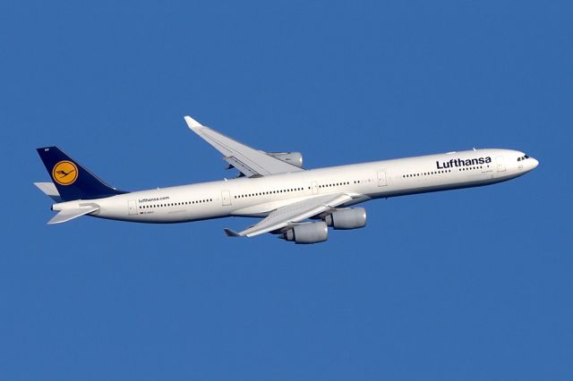 Airbus A340-600 (D-AIHY)