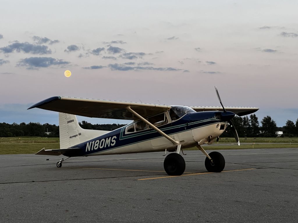 Cessna Skywagon 180 (N180MS)