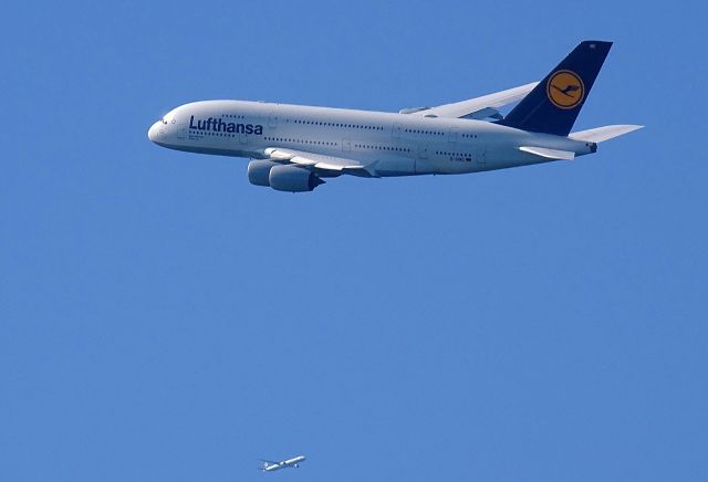 Airbus A380-800 (D-AIMC) - Eva 773 on Approach above Malibu, California