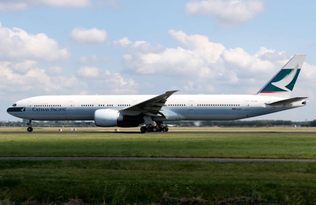 BOEING 777-300ER (B-KQO)