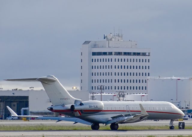 Bombardier Global Express (9H-VJK)