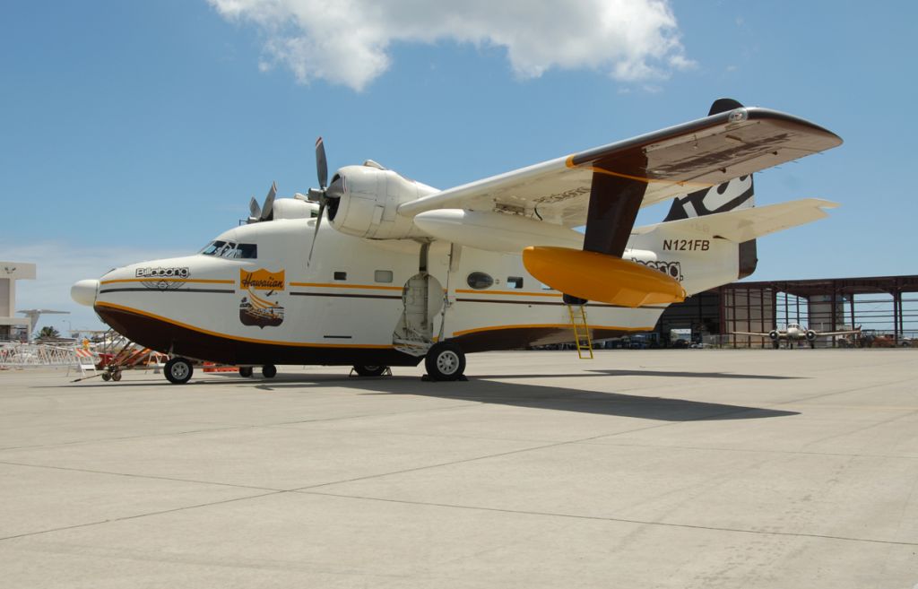 N121FB — - On the cargo ramp at HNL on 9-4-2007.