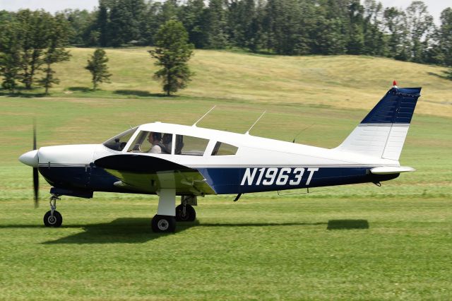 Piper Cherokee (N1963T)