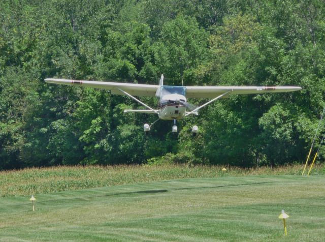 Cessna Skyhawk (N6209E)