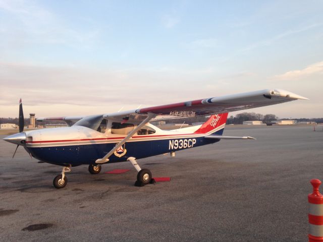 Cessna Skylane (N936CP) - Fresh from the factory.  1st leg of delivery flight 