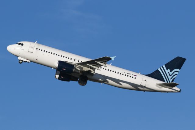 Airbus A320 (F-HBIS) - TAP1319 on the way back to Lisbon.